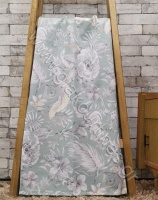 kourtinestropicalfloral-min