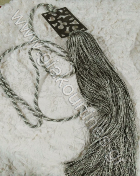 kourtinesfountes-min