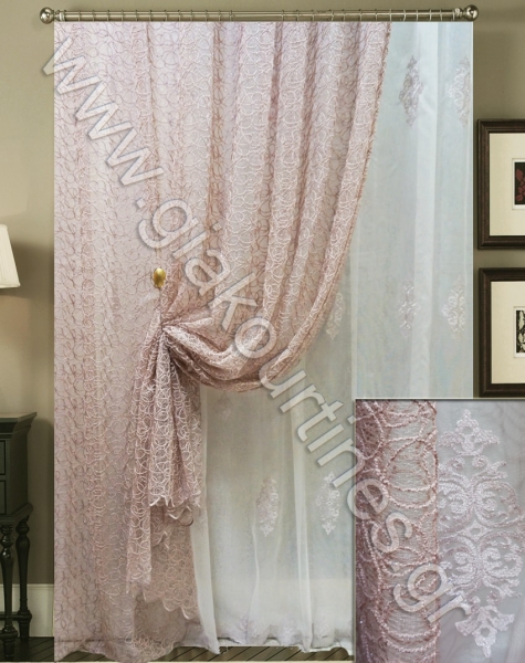 kourtinaaftokratoriki-min_685155387