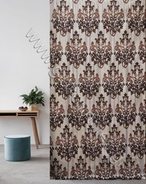 kourtinesletoimeskafe-min