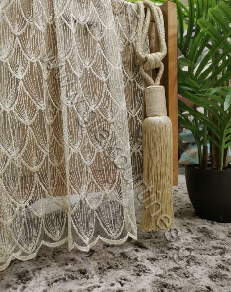 kourtineskentimenes3-min_703501179