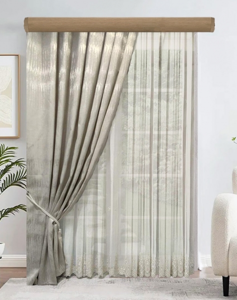 kourtinessaloniouivouar2-min